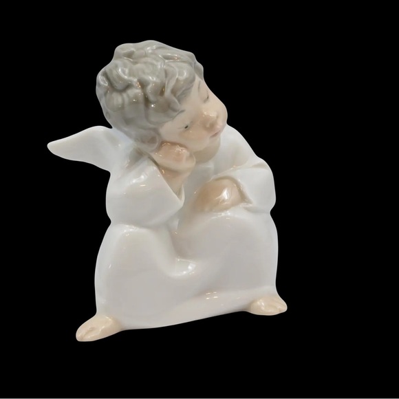 Lladro #4530 Setting Angel Thinking - Picture 6 of 8